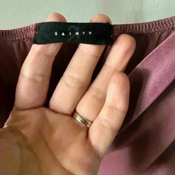 21 Saints Mauve spaghetti strap dress with rouching asymmetrical side hem size S - Picture 3 of 5